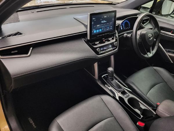 2025-Toyota-Corolla-Cross-18-XR image:22