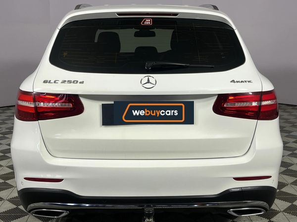 2018-Mercedes-Benz-GLC-250d-AMG image:17