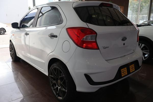 2020-Ford-Figo-15Ti-VCT-Ambiente-5-dr image:4