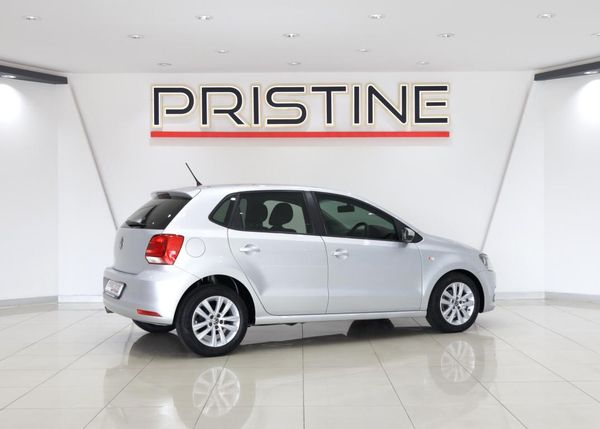 2021-Volkswagen-Polo-Vivo-14-Comfortline-5-dr image:12