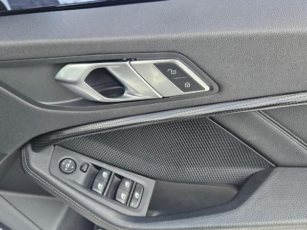 2021-BMW-1-Series-M135i-xDrive image:9
