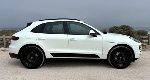 2017-Porsche-Macan-S-Diesel image:2