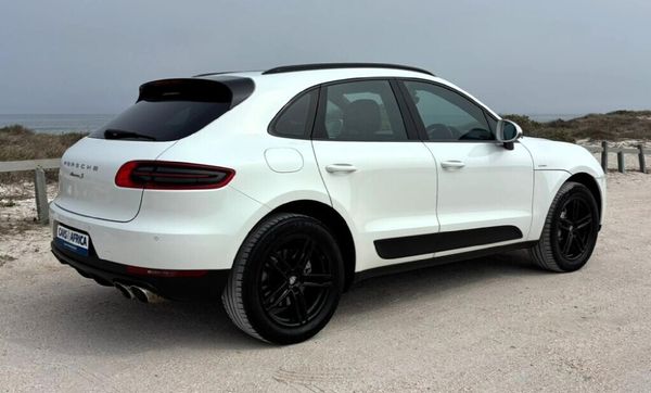 2017-Porsche-Macan-S-Diesel image:5