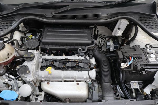 2023-Volkswagen-Polo-Vivo-14-Comfortline-5-dr image:19