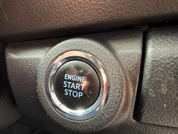 2017-Toyota-Fortuner-28-GD-6-4x4-Auto image:10