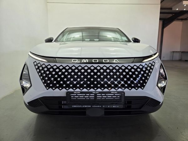 2025-Omoda-C5-15T-Elegance-X image:2