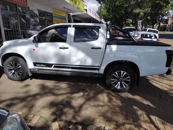 2019-Isuzu-KB-D-MAX image:3