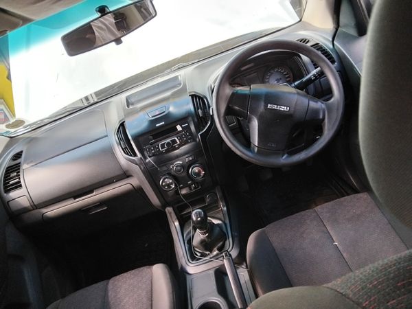 2019-Isuzu-KB-D-MAX image:5
