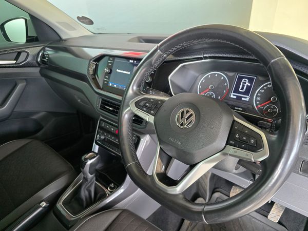 2020-Volkswagen-T-Cross-10-TSI-Highline-Auto image:12