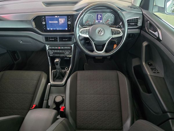 2020-Volkswagen-T-Cross-10-TSI-Highline-Auto image:8