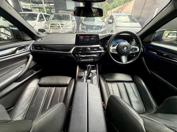 2017-BMW-5-Series-530d-M-Sport-Auto image:15