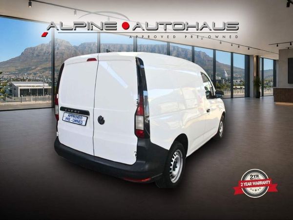 2022-Volkswagen-Caddy-Cargo-16i-81kw-Panel-Van image:10