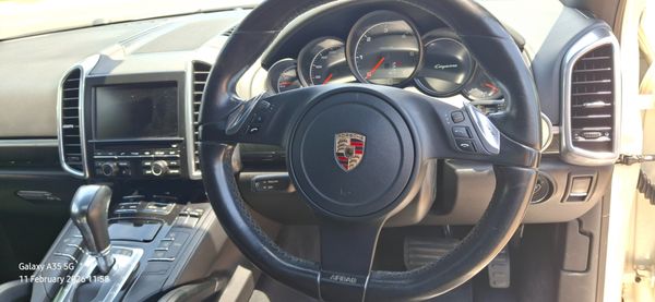 2010-Porsche-Cayenne-Diesel-Auto image:11