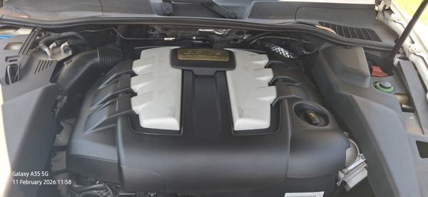 2010-Porsche-Cayenne-Diesel-Auto image:13