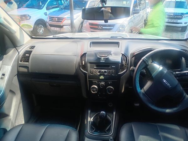 2019-Isuzu-D-Max-250-HO-Double-Cab image:5