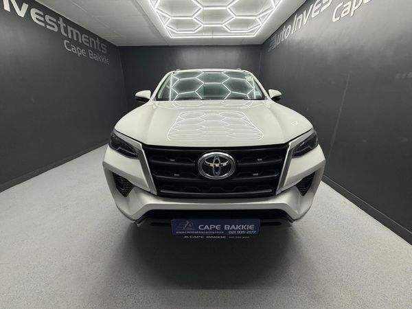 2022-Toyota-Fortuner-24-GD-6-Raised-Body image:6