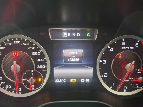 2014-Mercedes-AMG-A-Class-A45-AMG-4Matic image:17
