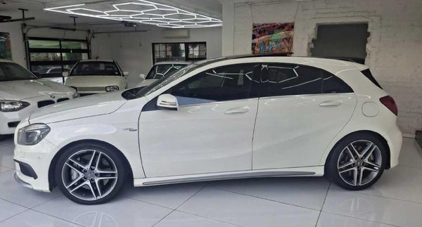 2014-Mercedes-AMG-A-Class-A45-AMG-4Matic image:2