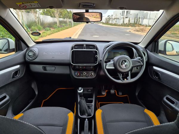2023-Renault-Kwid-10-Climber image:26