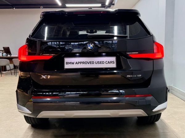 2023-BMW-X1-sDrive18i-xLine image:12