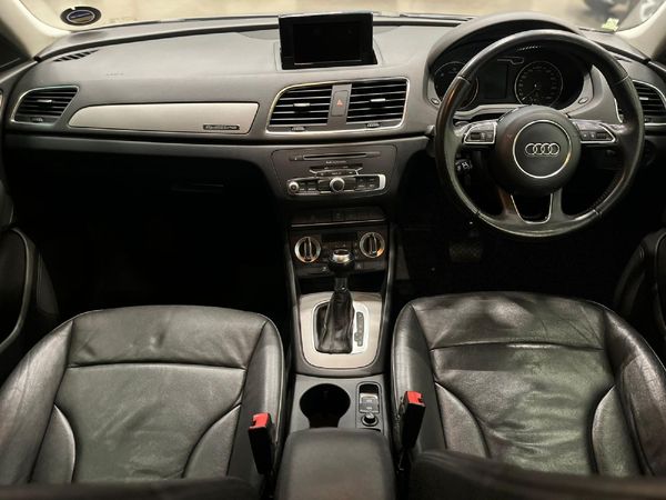 2013-Audi-Q3-20-TDI-quattro-Auto-130kW image:9