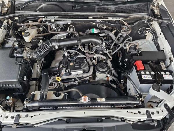 2022-Toyota-Hilux-20-VVTi-Single-Cab image:18
