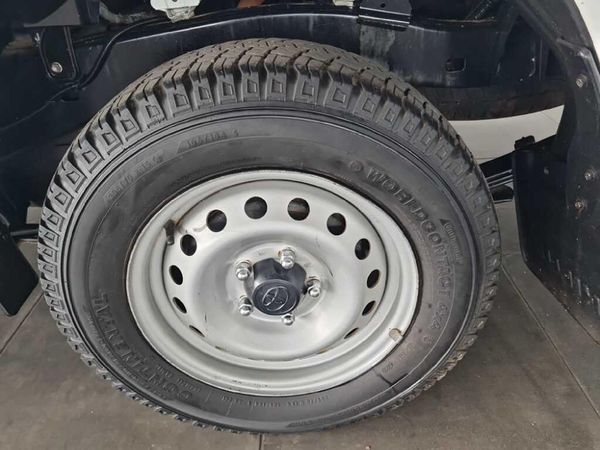 2022-Toyota-Hilux-20-VVTi-Single-Cab image:19