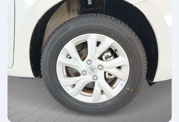 2026-Suzuki-Swift-12-GL-Auto image:12