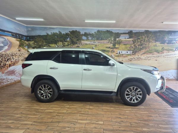 2021-Toyota-Fortuner-28-GD-6-Raised-Body-Auto image:3