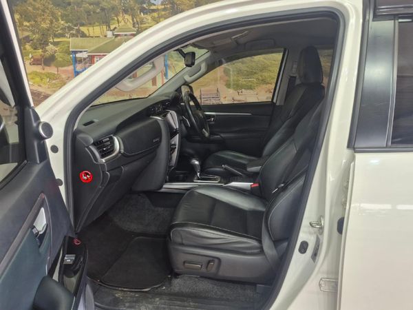 2021-Toyota-Fortuner-28-GD-6-Raised-Body-Auto image:6