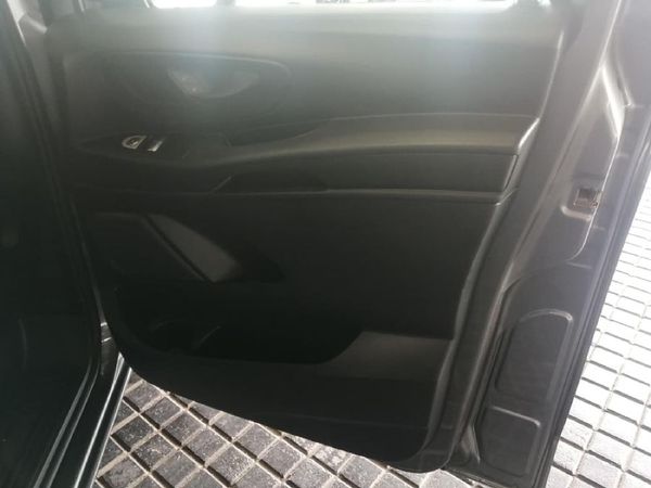 2023-Mercedes-Benz-Vito-116-20-CDI-Tourer-Pro-Auto image:13