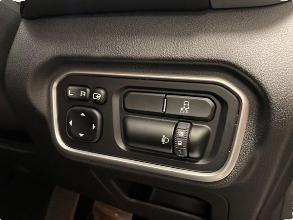 2026-GWM-P-Series-P300-24TD-LT-4x4-Double-Cab-Auto image:17
