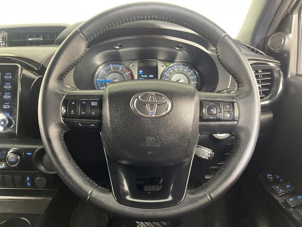 2021-Toyota-Hilux-28-GD-6-Raised-Body-Legend-Auto-Double-Cab image:13