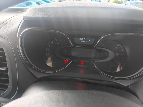 2019-Renault-Captur-12T-Dynamique-5-dr-Auto-88kW image:12
