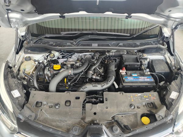 2019-Renault-Captur-12T-Dynamique-5-dr-Auto-88kW image:14