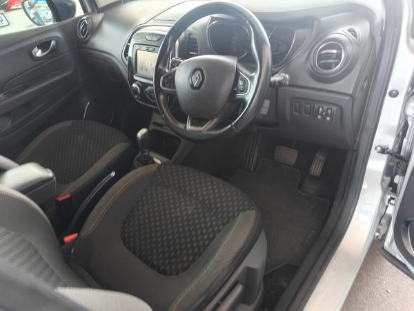 2019-Renault-Captur-12T-Dynamique-5-dr-Auto-88kW image:8