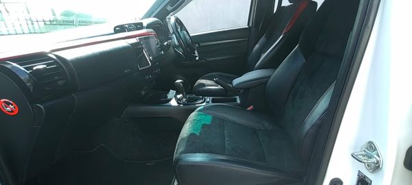2024-Toyota-Hilux-28GD-6-GR-Sport-Double-Cab-4x4 image:15