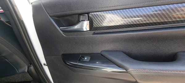 2024-Toyota-Hilux-28GD-6-GR-Sport-Double-Cab-4x4 image:22