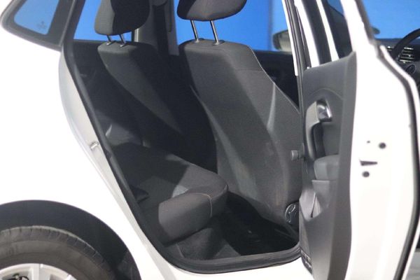 2024-Volkswagen-Polo-Vivo-16-Life image:7