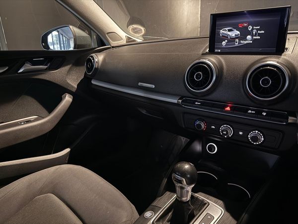 2017-Audi-A3-Sedan-14-TFSI-Auto-35-TFSI image:15