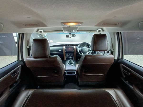 2020-Toyota-Fortuner-24-GD-6-Raised-Body image:19