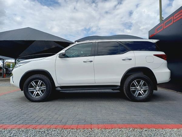 2020-Toyota-Fortuner-24-GD-6-Raised-Body image:3