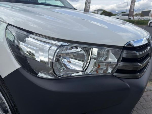 2023-Toyota-Hilux-27-VVTi-Raised-Body-S-Single-Cab image:11