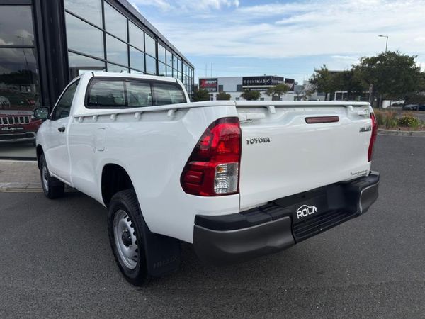 2023-Toyota-Hilux-27-VVTi-Raised-Body-S-Single-Cab image:4