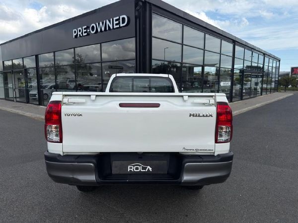 2023-Toyota-Hilux-27-VVTi-Raised-Body-S-Single-Cab image:5