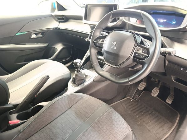 2022-Peugeot-208-12-Active image:15