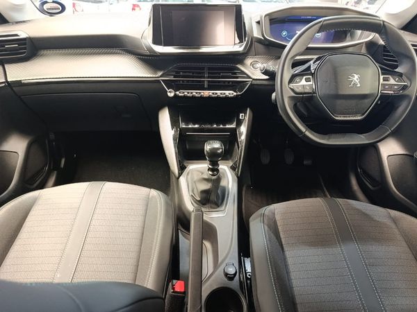 2022-Peugeot-208-12-Active image:20
