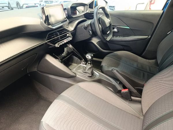2022-Peugeot-208-12-Active image:22