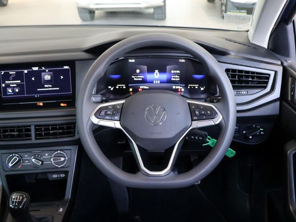 2025-Volkswagen-Polo-10-TSI image:18