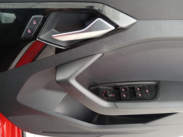 2020-Audi-A1-Sportback-15-TFSI-Advanced-Auto-35-TFSI image:11